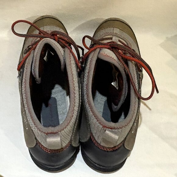 Timberland Women 8.5M Pinkham Notch Genuine Leather & Gore-Tex Hiking Boot - Picture 3 of 6